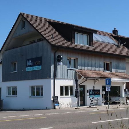 Mbar Hotel Altnau Bagian luar foto