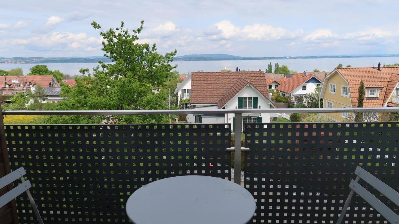 Mbar Hotel Altnau Bagian luar foto