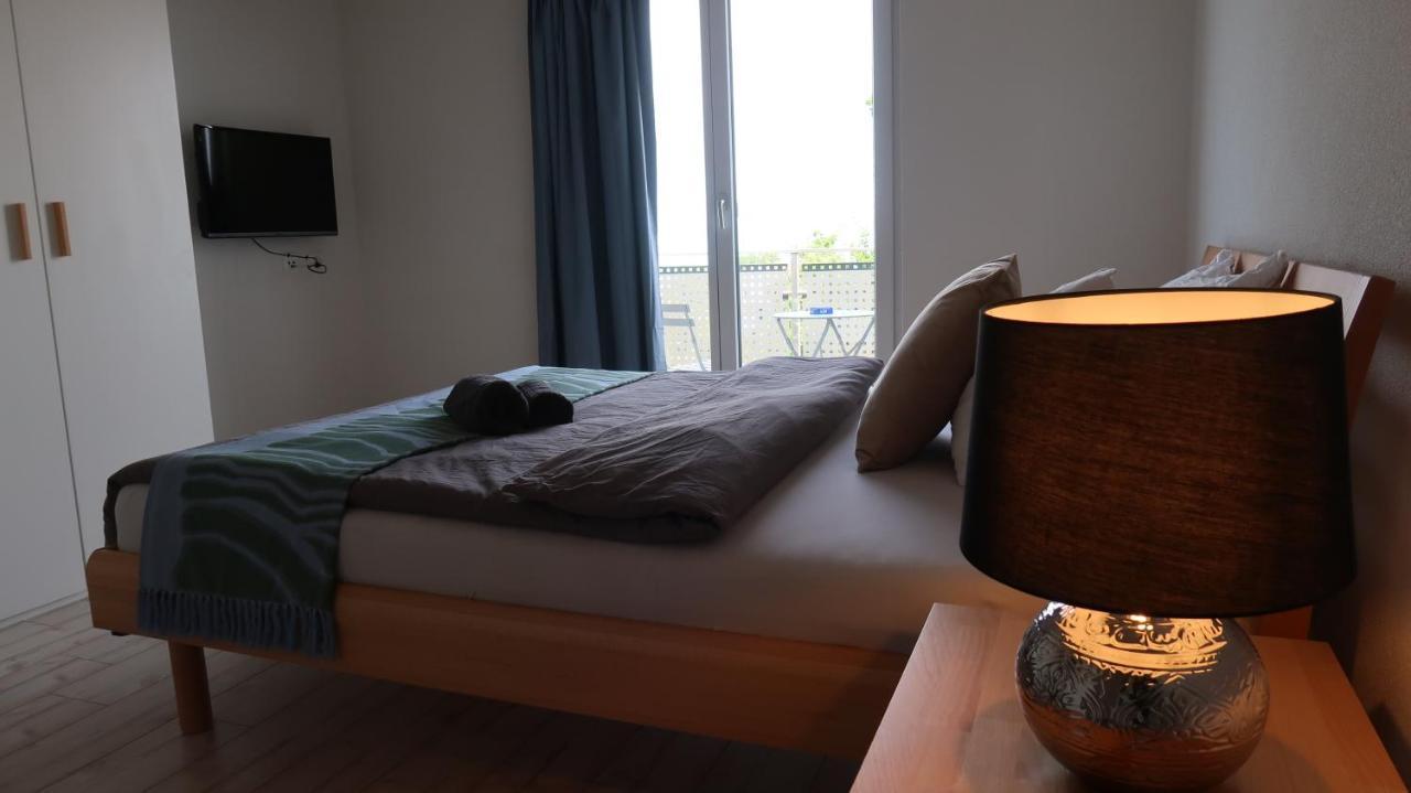 Mbar Hotel Altnau Bagian luar foto