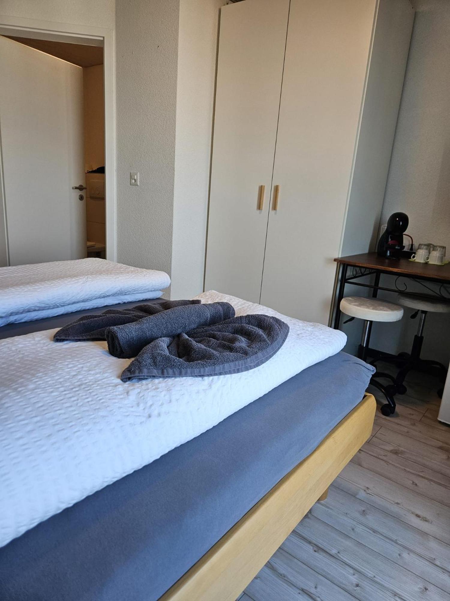 Mbar Hotel Altnau Bagian luar foto
